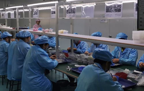 中國數(shù)據(jù)中心行業(yè)發(fā)展趨勢(shì)與通訊產(chǎn)品市場洞察——基于中國電子商會(huì)行業(yè)報(bào)告的分析